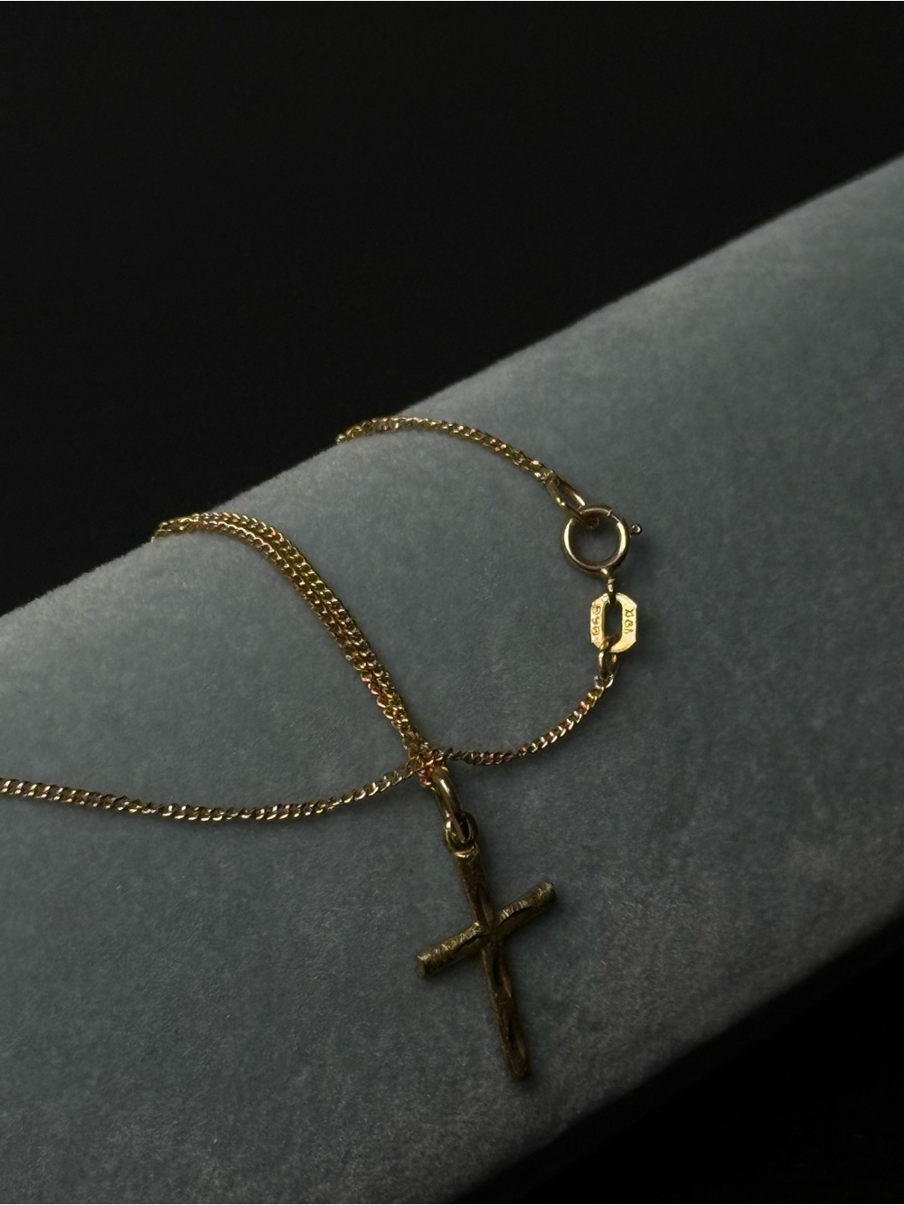 10 K Gold Cross Pendant Necklace